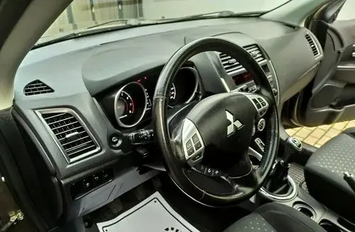 MITSUBISHI ASX 