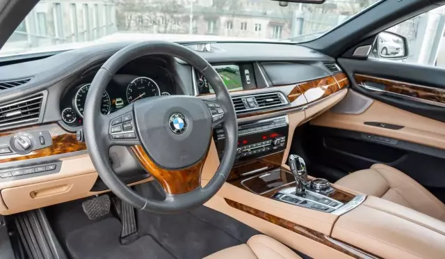 BMW Seria 7 