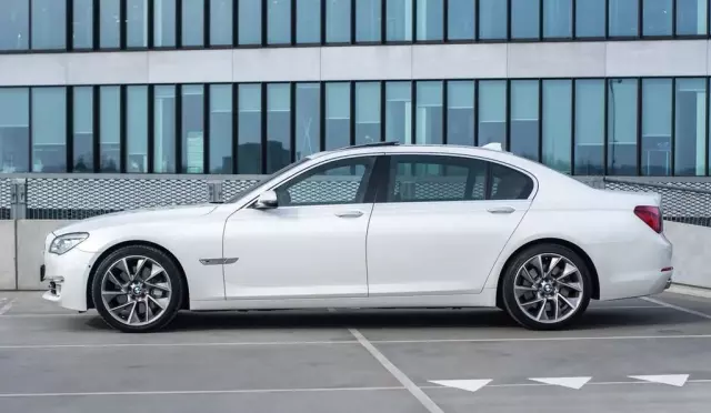 BMW Seria 7 