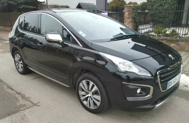 PEUGEOT 3008 