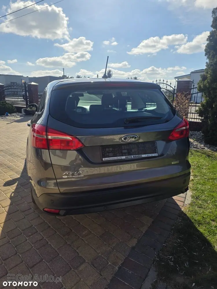 FORD Focus 1.0 EcoBoost Titanium