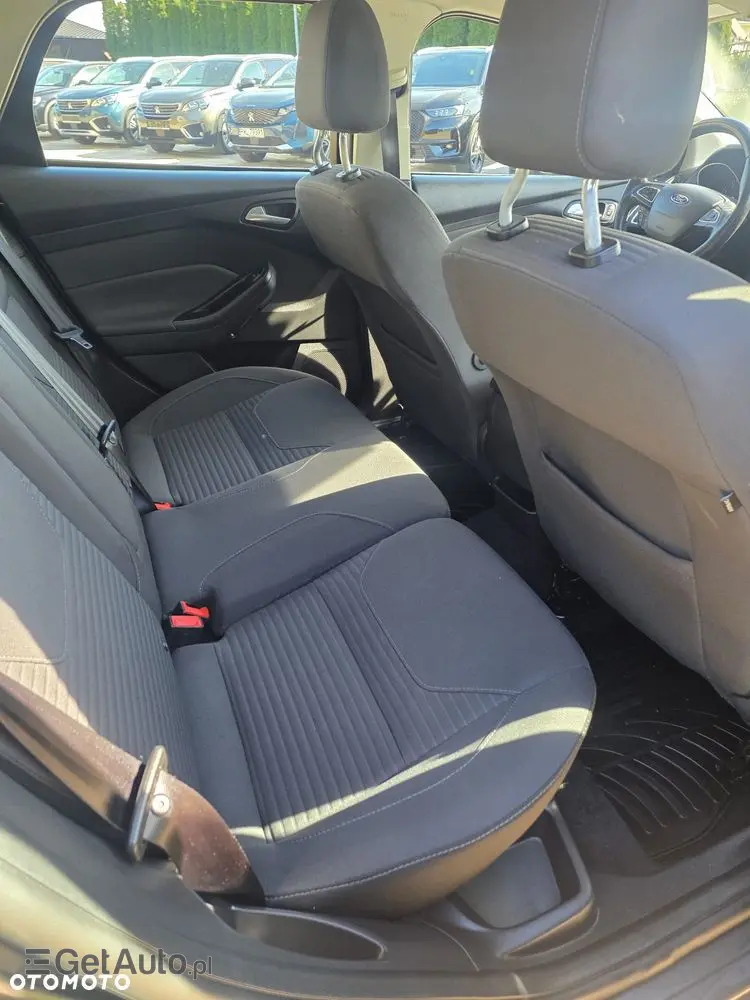 FORD Focus 1.0 EcoBoost Titanium