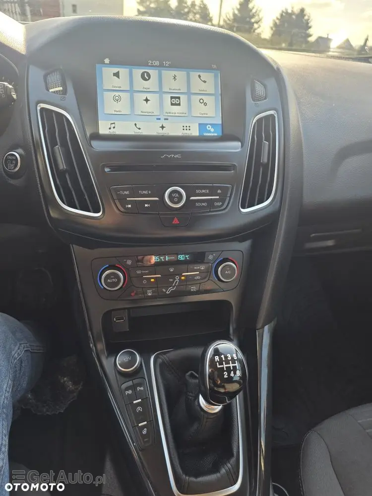 FORD Focus 1.0 EcoBoost Titanium