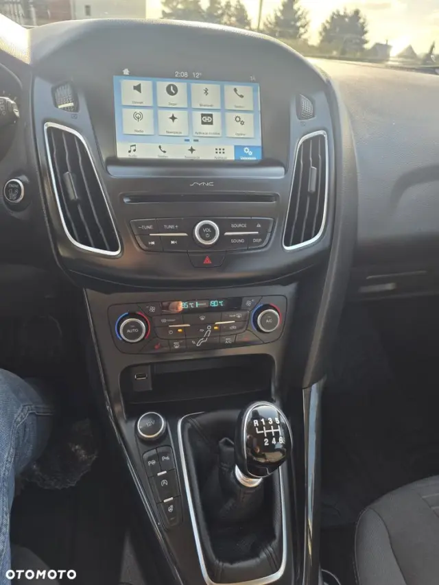 FORD Focus 1.0 EcoBoost Titanium