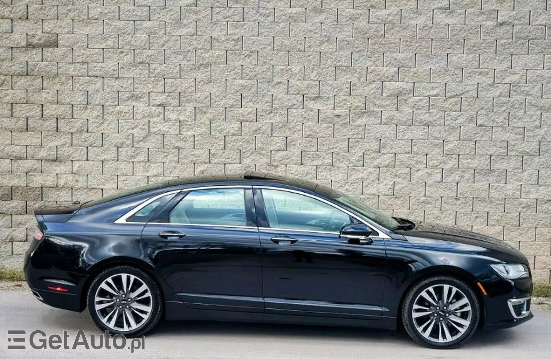 LINCOLN MKZ 
