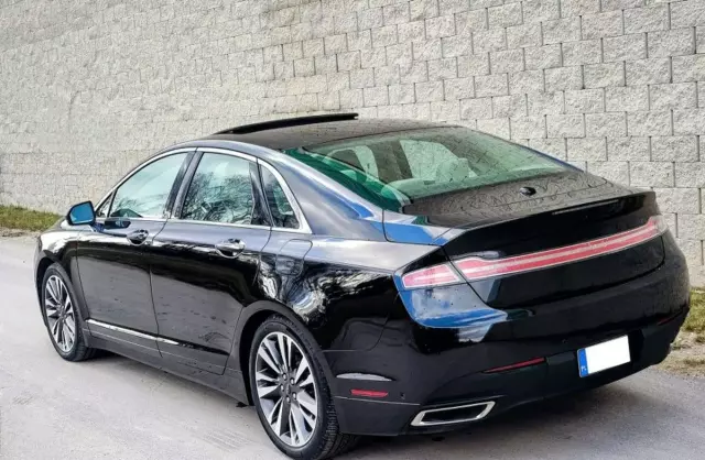 LINCOLN MKZ 