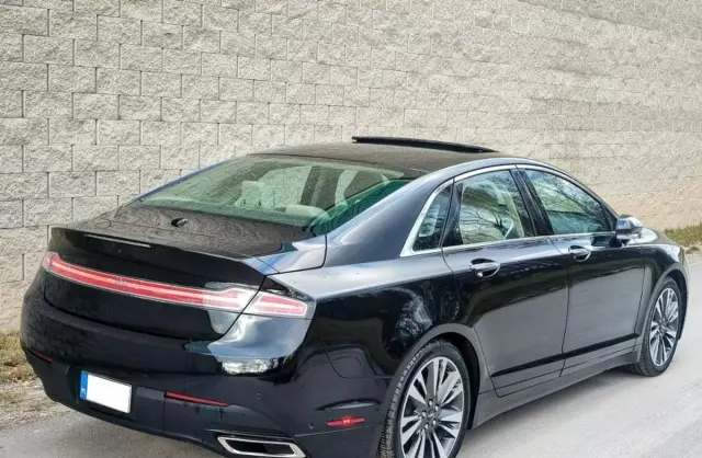 LINCOLN MKZ 