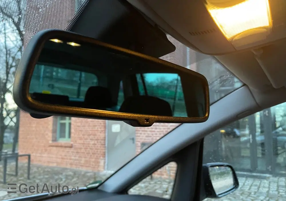 OPEL Zafira 1.8 Active