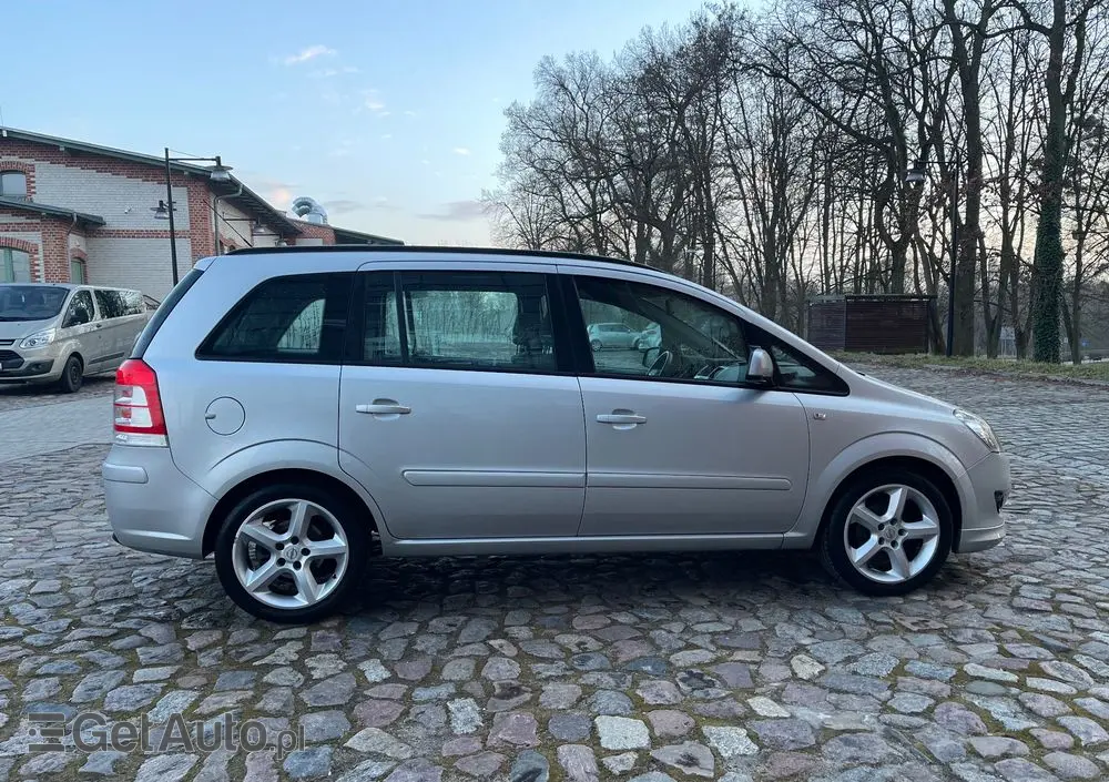 OPEL Zafira 1.8 Active