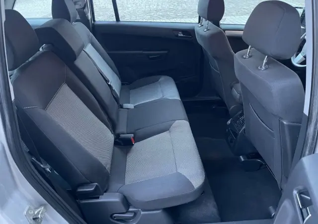 OPEL Zafira 1.8 Active