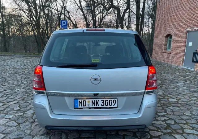 OPEL Zafira 1.8 Active