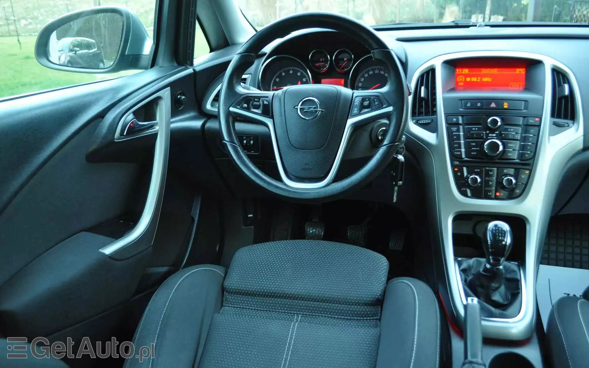 OPEL Astra IV 1.4 T Cosmo