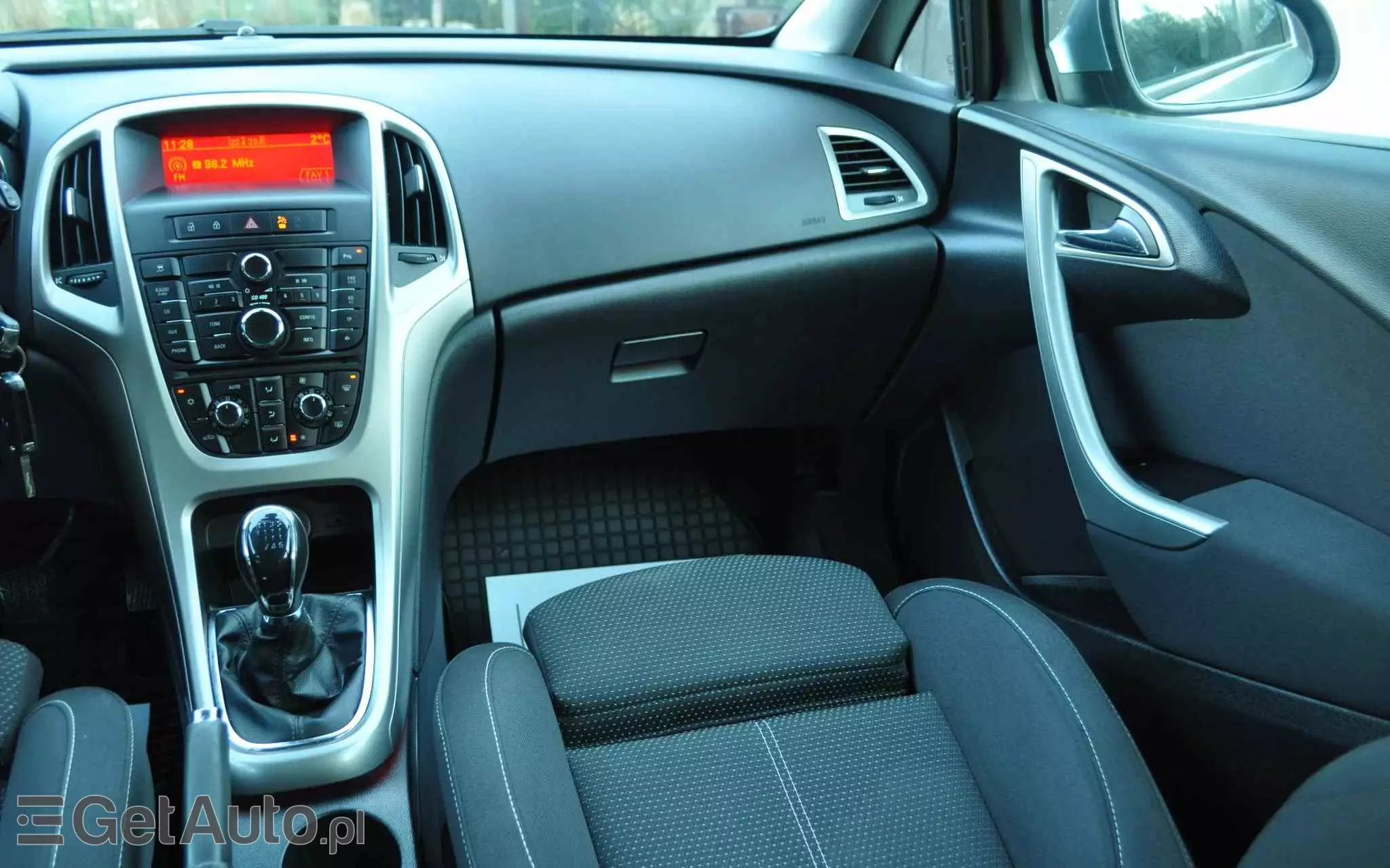 OPEL Astra IV 1.4 T Cosmo