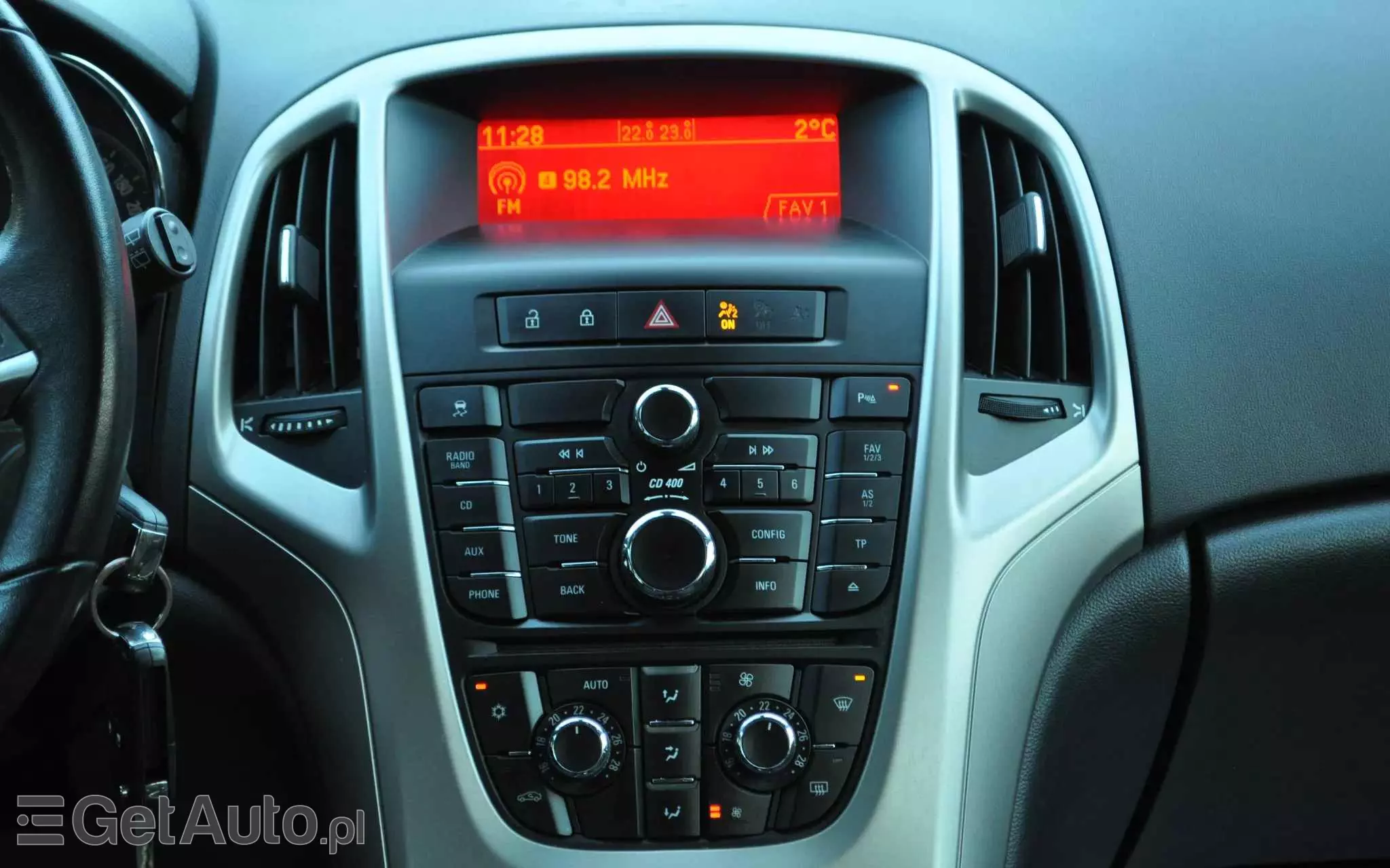 OPEL Astra IV 1.4 T Cosmo