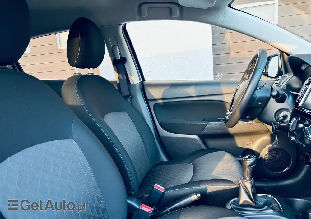 MITSUBISHI Space Star 