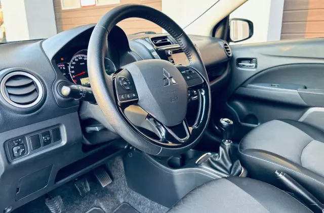 MITSUBISHI Space Star 