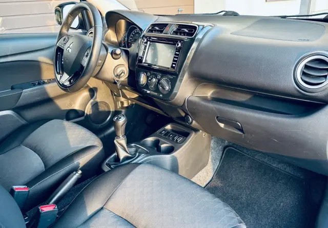 MITSUBISHI Space Star 