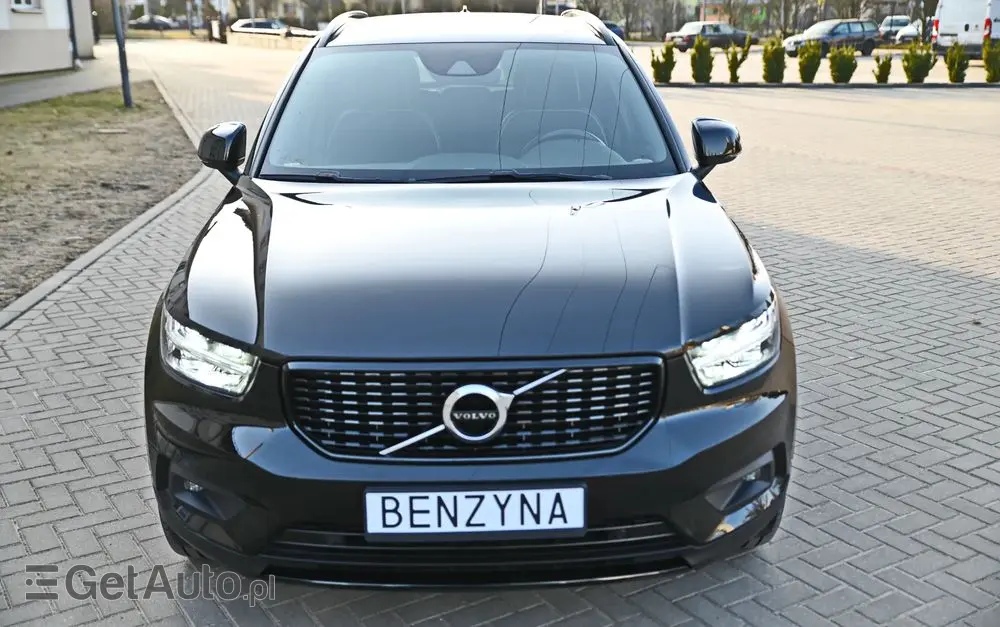 VOLVO XC 40 B4 B AWD Geartronic RDesign