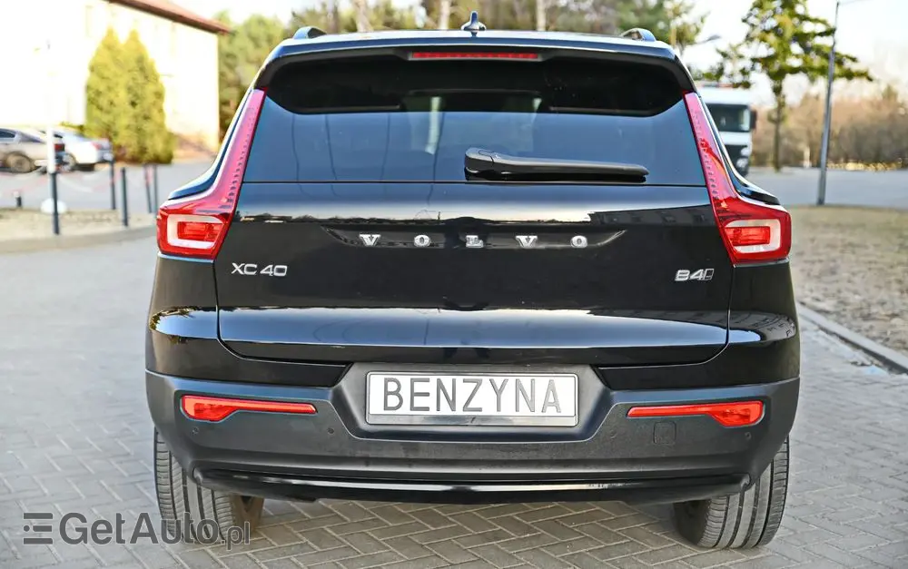 VOLVO XC 40 B4 B AWD Geartronic RDesign