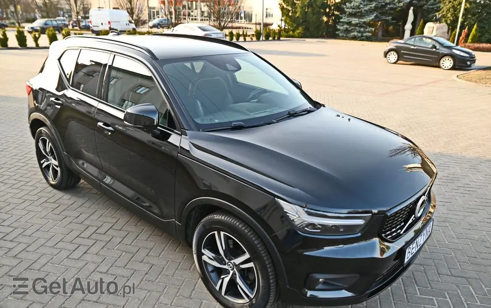 VOLVO XC 40 B4 B AWD Geartronic RDesign