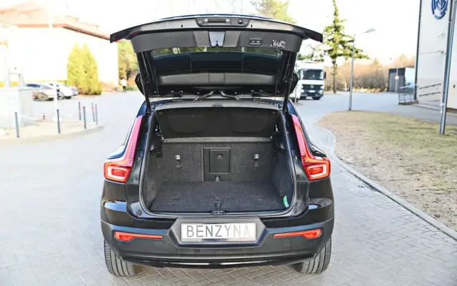 VOLVO XC 40 B4 B AWD Geartronic RDesign