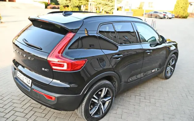 VOLVO XC 40 B4 B AWD Geartronic RDesign