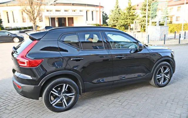 VOLVO XC 40 B4 B AWD Geartronic RDesign