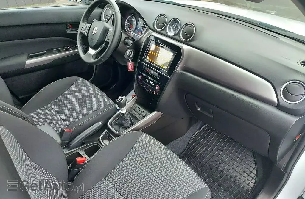 SUZUKI Vitara 