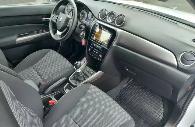 SUZUKI Vitara 