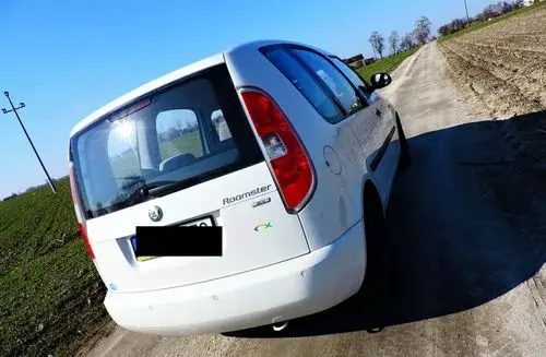 SKODA Roomster 