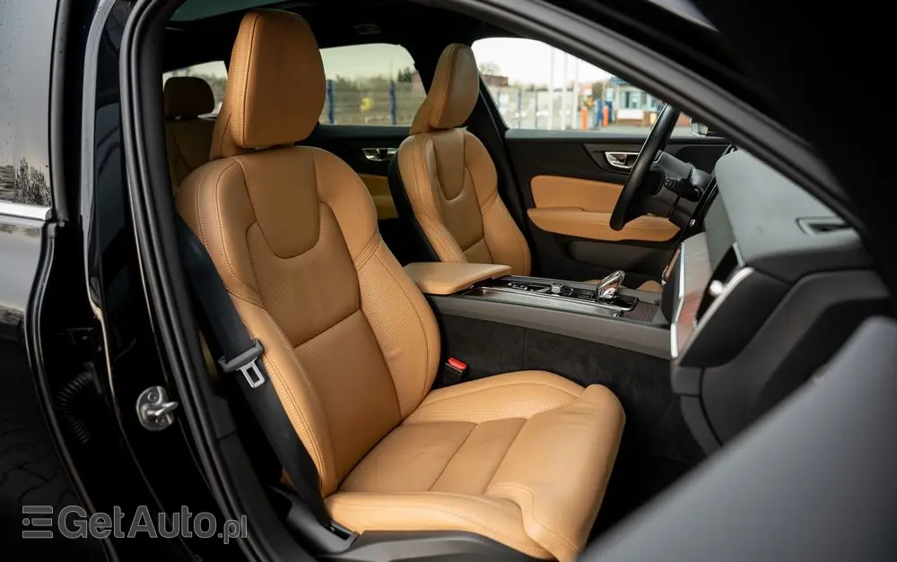 VOLVO V60 B4 B Geartronic Inscription
