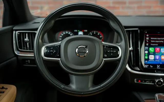 VOLVO V60 B4 B Geartronic Inscription
