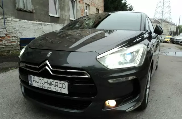 CITROEN DS5 