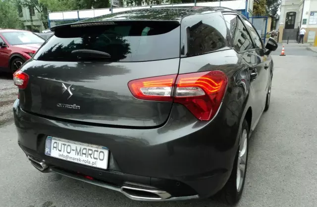 CITROEN DS5 