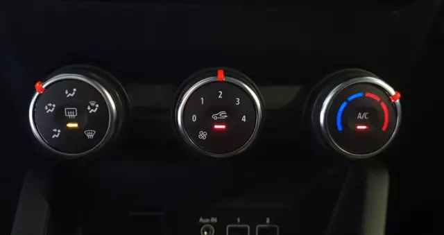 RENAULT Clio 1.0 TCe Equilibre