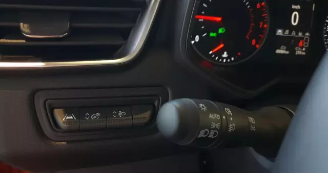 RENAULT Clio 1.0 TCe Equilibre