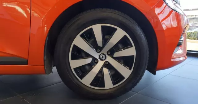 RENAULT Clio 1.0 TCe Equilibre