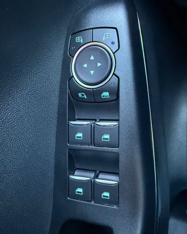 FORD Puma 1.0 EcoBoost Hybrid ST-LINE X