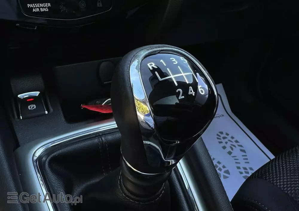 NISSAN Qashqai 1.6 DCi N-Connecta