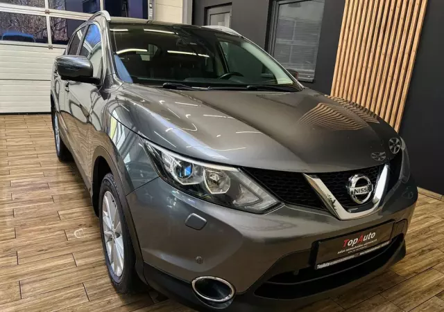 NISSAN Qashqai 1.6 DCi N-Connecta
