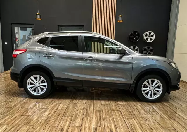 NISSAN Qashqai 1.6 DCi N-Connecta