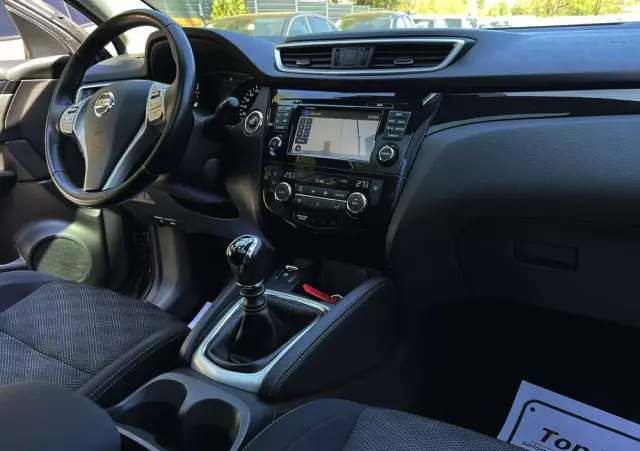 NISSAN Qashqai 1.6 DCi N-Connecta
