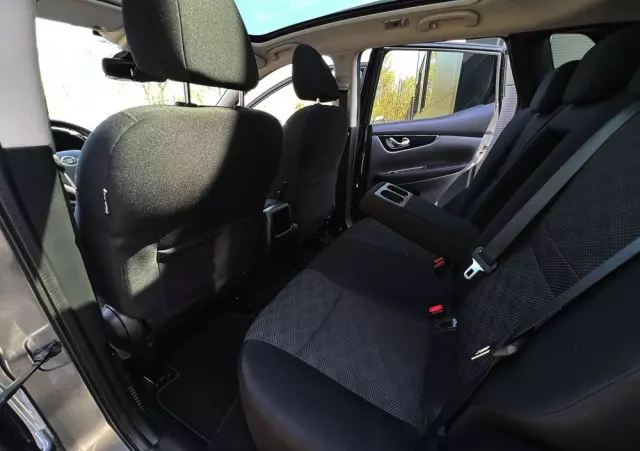 NISSAN Qashqai 1.6 DCi N-Connecta