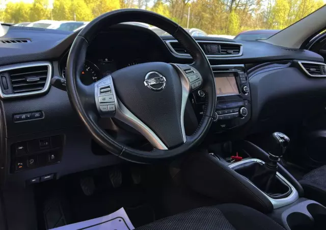 NISSAN Qashqai 1.6 DCi N-Connecta