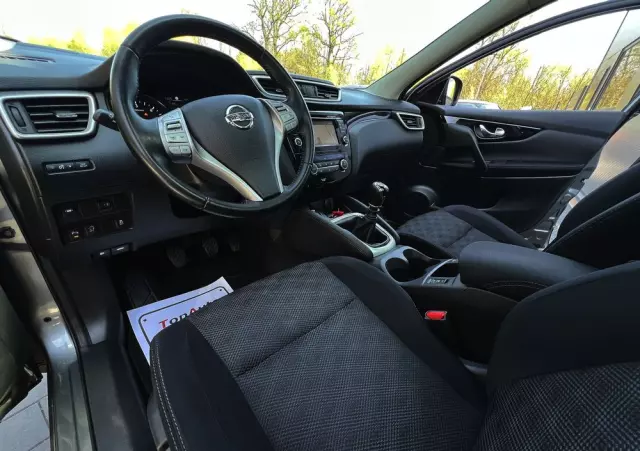 NISSAN Qashqai 1.6 DCi N-Connecta