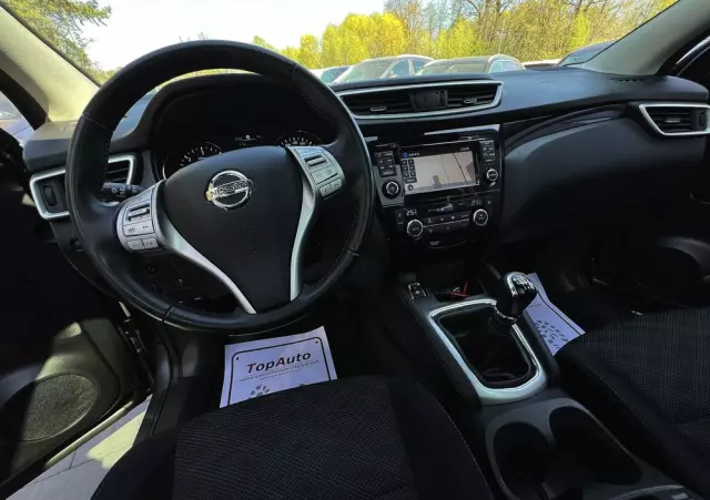 NISSAN Qashqai 1.6 DCi N-Connecta