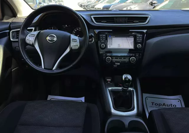 NISSAN Qashqai 1.6 DCi N-Connecta