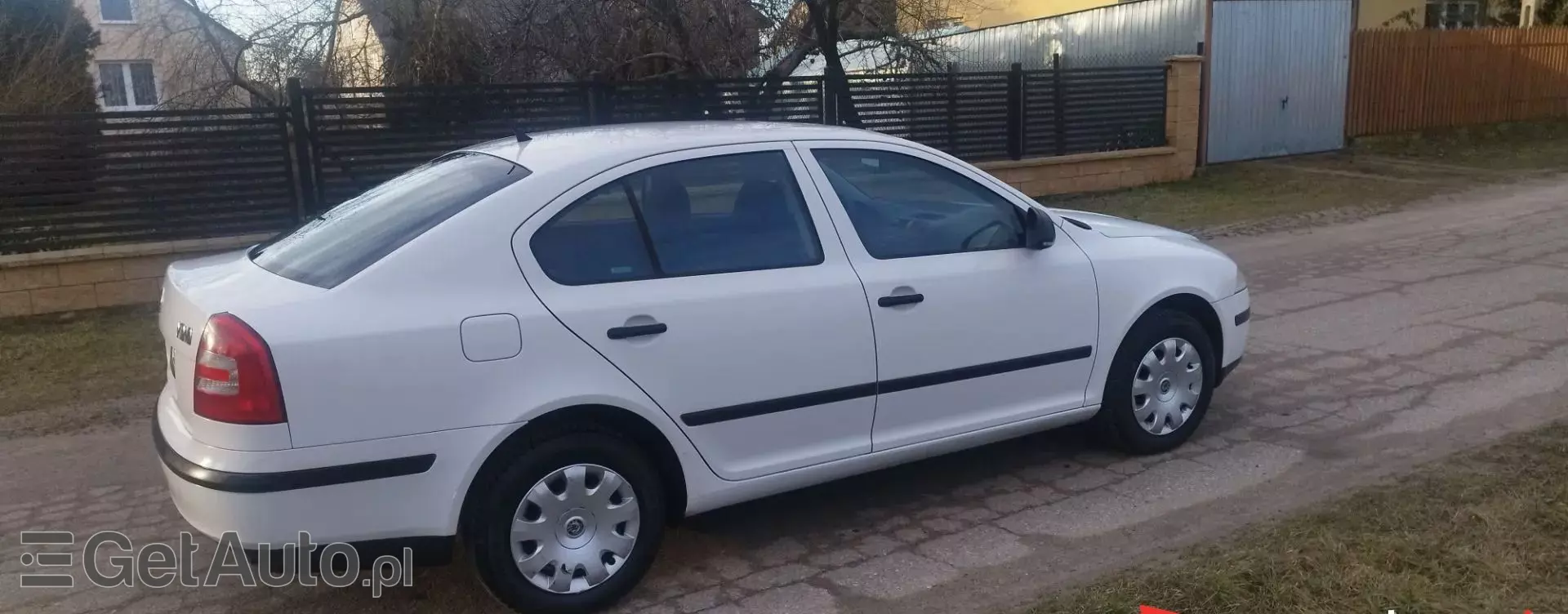 SKODA Octavia 1.6 MPI (102 KM)