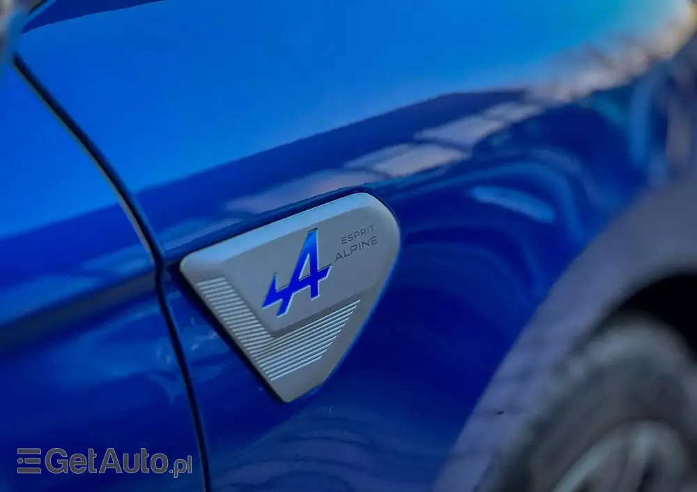 RENAULT Clio 1.0 TCe Esprit Alpine