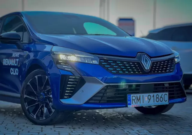 RENAULT Clio 1.0 TCe Esprit Alpine